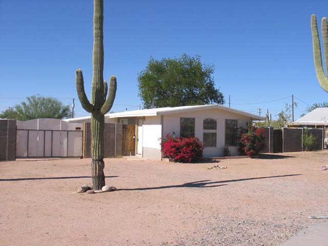 726 N Saguaro Dr., Apache Junction, AZ 85120