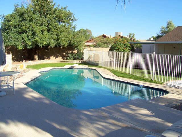 17610 N 32nd Way, Phoenix, AZ 85032