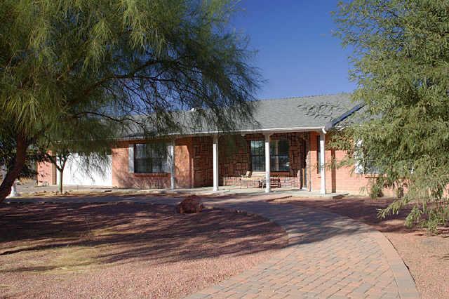 8136 W Daley Ln., Peoria, AZ 85383