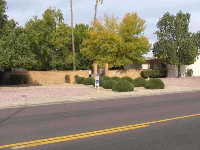 10250 W Palmeras Dr., Sun City, AZ 85373