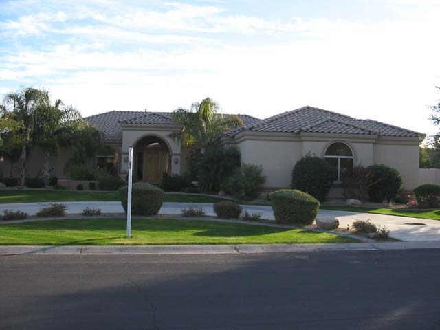 287 S Rochester Ct., Gilbert, AZ 85296