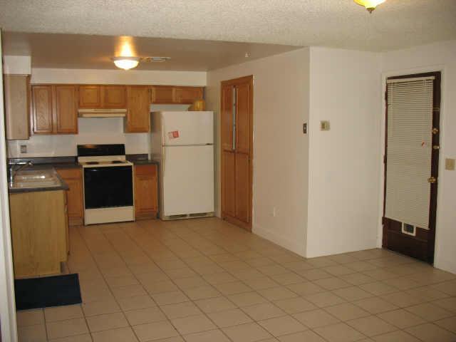 9008 N 55 Ave., Glendale, AZ 85302