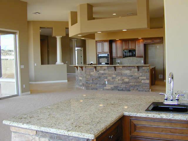 124 S Prairie Rd., Gilbert, AZ 85296