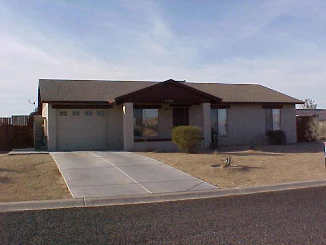 8590 W Valdez Dr., Arizona City, AZ 85223
