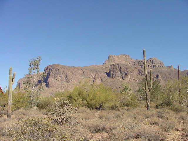 48 S La Barge Rd., Apache Junction, AZ 85119