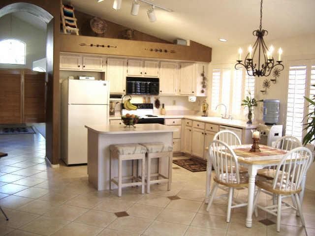 6633 E Sugarloaf St., Mesa, AZ 85215