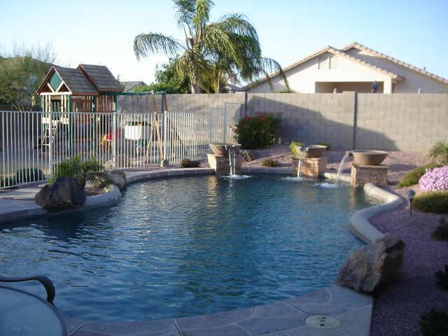 8258 W Harmony Ln., Peoria, AZ 85382