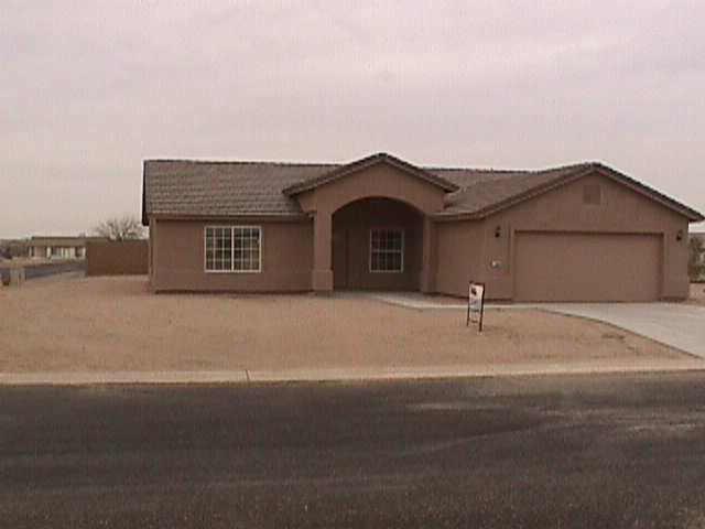 15884 S Cherry Hills Dr., Arizona City, AZ 85123
