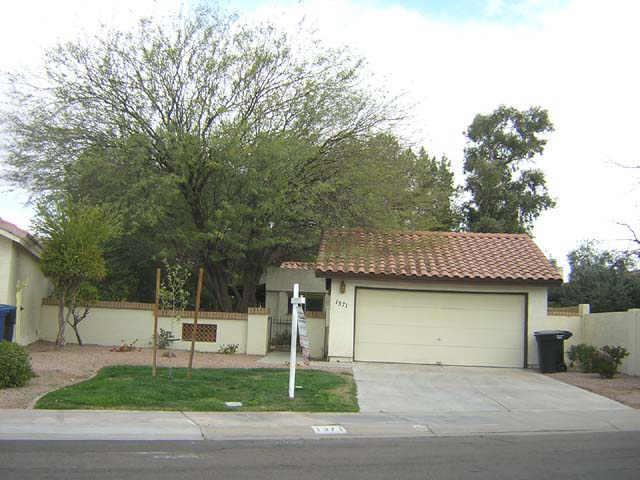 1371 N Carriage Ln., Chandler, AZ 85224