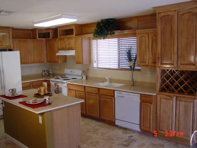 10613 W Louise Dr., Peoria, AZ 85383