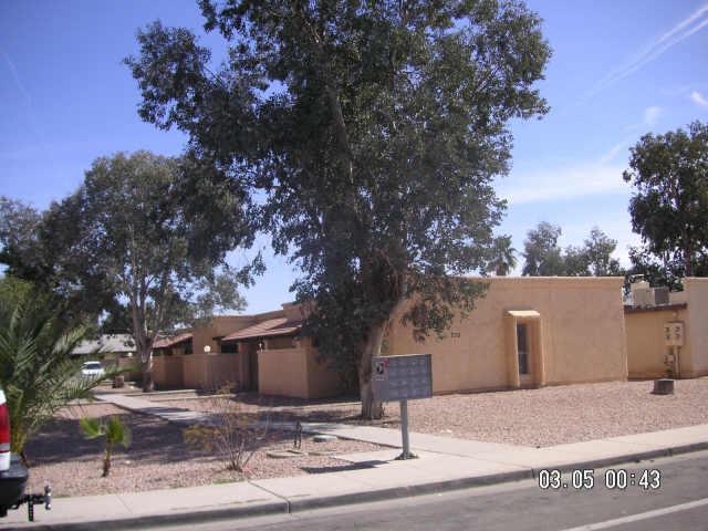 735 N Arrowhead Dr., Chandler, AZ 85224