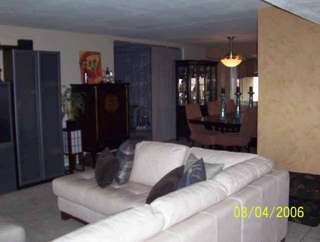 2202 E Lincoln Dr., Phoenix, AZ 85016