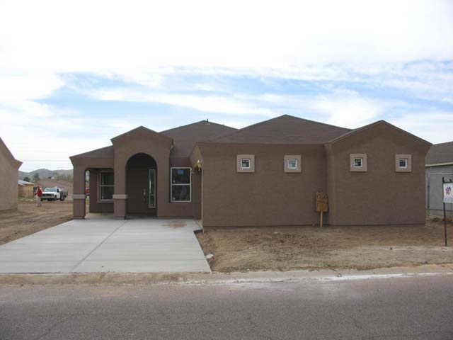 2543 E Wood St., Phoenix, AZ 85040