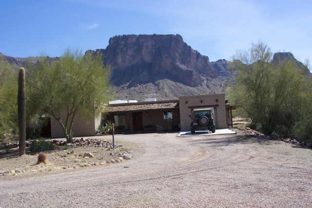 5615 E Hidalgo St., Apache Junction, AZ 85219
