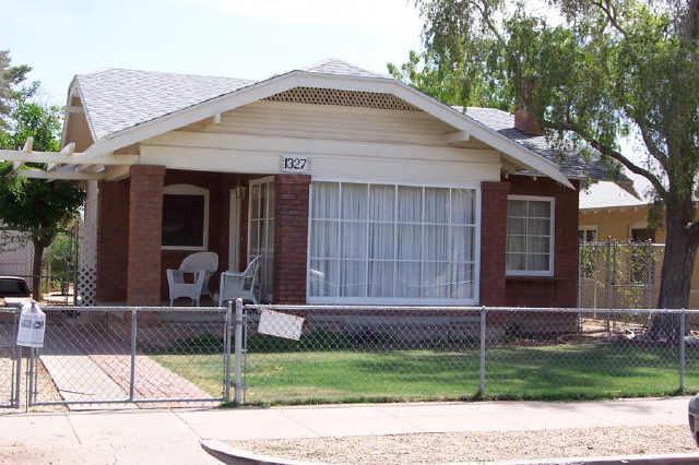 1327 E Moreland St., Phoenix, AZ 85006