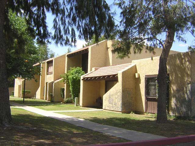 5740 N 44th Dr., Glendale, AZ 85301