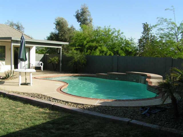 1040 S Moorea Ct., Gilbert, AZ 85296