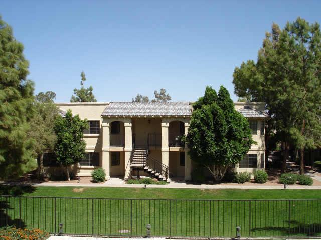 925 S Longmore #105, Mesa, AZ 85202