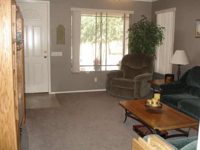 1688 S Longspur Ln., Gilbert, AZ 85295