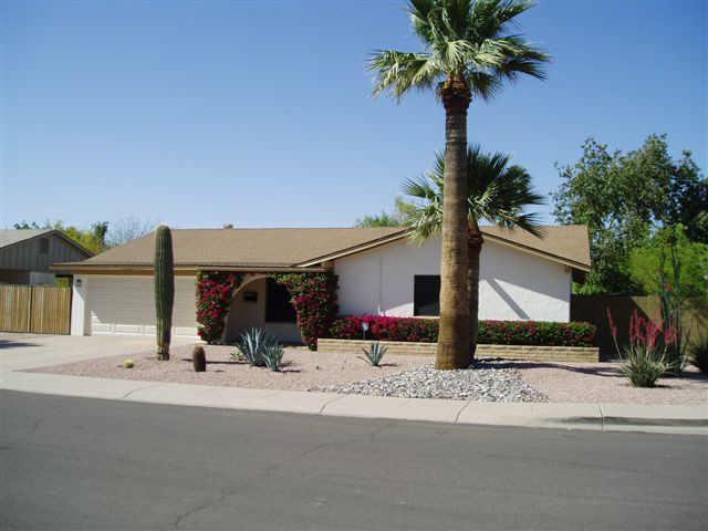 1990 E Minton Dr., Tempe, AZ 85282