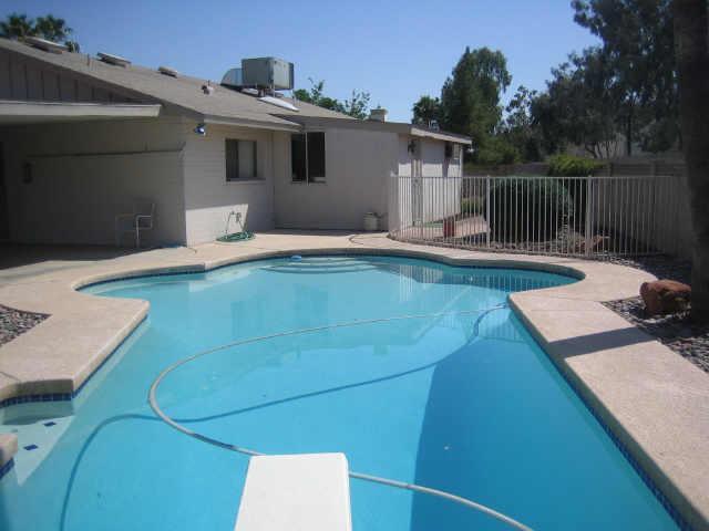 1032 E Carson Dr., Tempe, AZ 85282