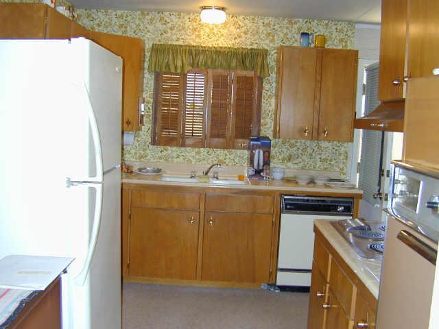 3939 W Glenn Dr., Phoenix, AZ 85051