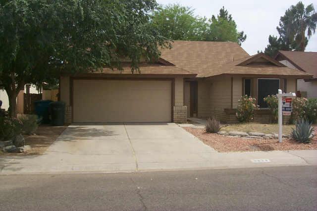 3833 E Whitney Ln., Phoenix, AZ 85032