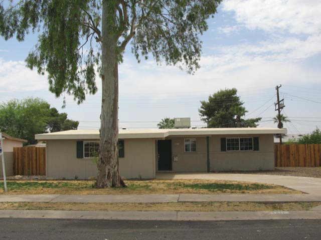 4211 W Cherry Lynn Rd., Phoenix, AZ 85019
