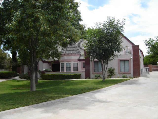 1018 E Buena Vista Rd., Tempe, AZ 85284