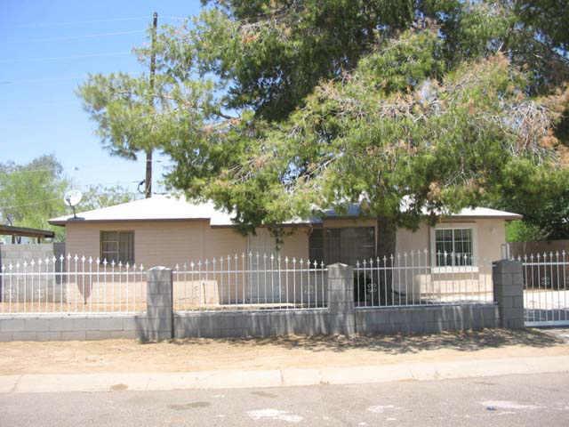 2242 E Wood St., Phoenix, AZ 85040