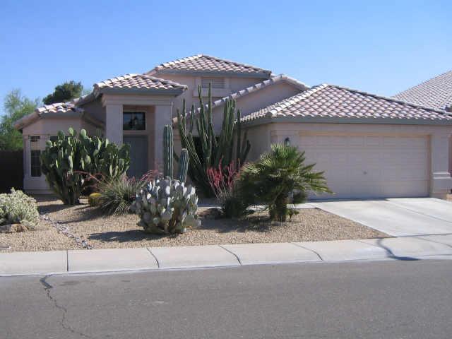 2211 E Edna Ave., Phoenix, AZ 85022