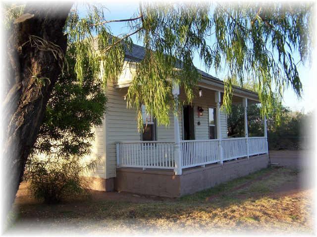 11522 E 4th Ave., Apache Junction, AZ 85120