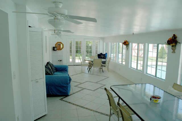 1642 W Monterosa St., Phoenix, AZ 85015