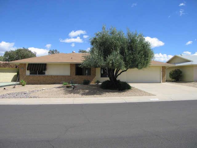 18001 N Willowbrook Dr., Sun City, AZ 85373