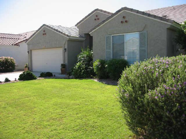 65 E Betsy Ln., Gilbert, AZ 85296