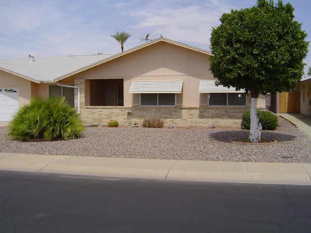 19606 N Willowcreek Cir., Sun City, AZ 85373