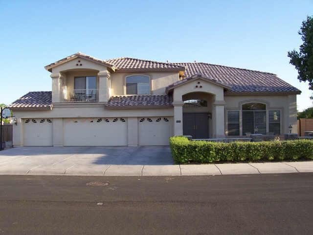 8245 W Camino De Oro Dr., Peoria, AZ 85383