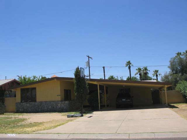 2021 E Earll Dr., Phoenix, AZ 85016