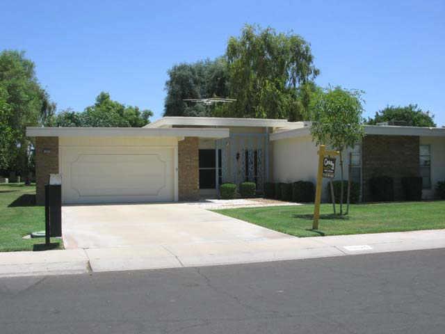10025 W Highwood Ln., Sun City, AZ 85373