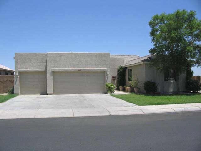 11719 N 85th Dr., Peoria, AZ 85345