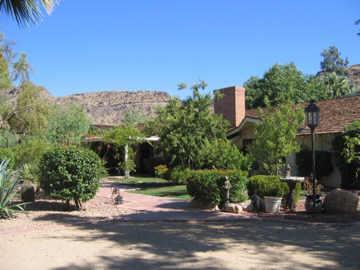 6102 E Cactus Wren Rd., Paradise Valley, AZ 85253