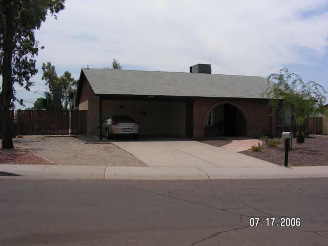 2901 W Woodridge Dr., Phoenix, AZ 85053