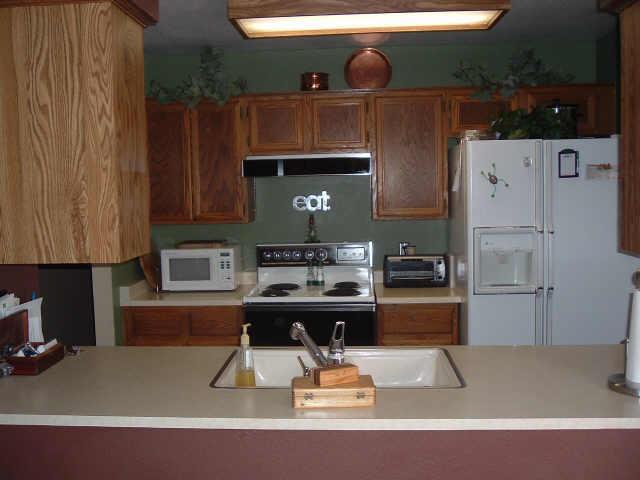 3330 W Rose Garden Ln., Phoenix, AZ 85027