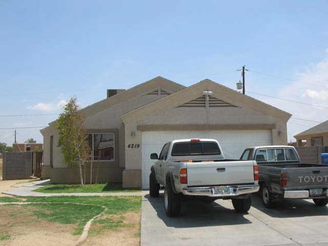 4219 S 21st St., Phoenix, AZ 85040