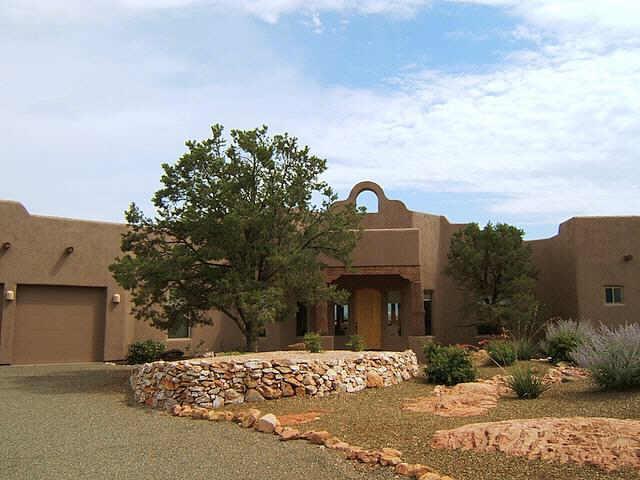12560 N Flying Hawk Ter., Prescott, AZ 86305