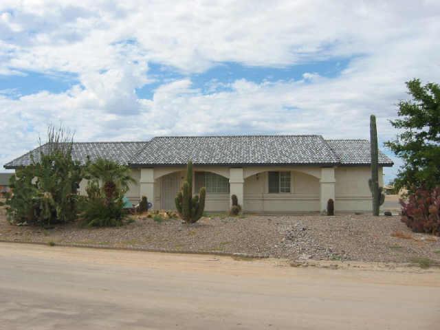 9163 W Tinajas Dr., Arizona City, AZ 85223