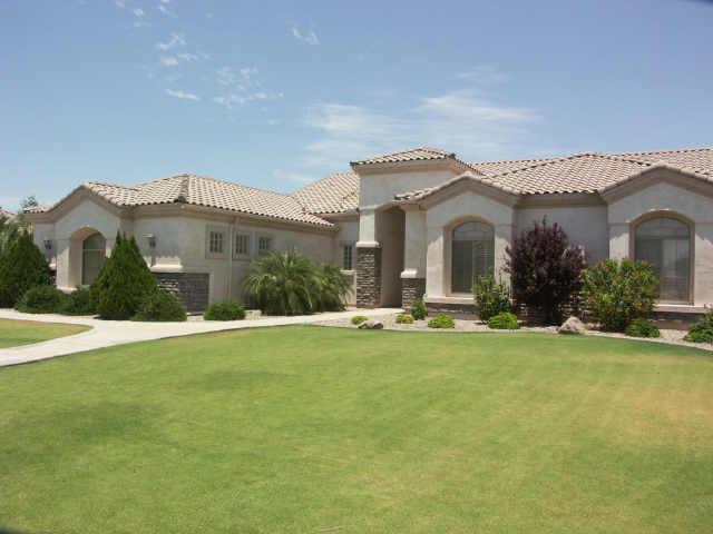 3082 E Robin Ln., Gilbert, AZ 85296