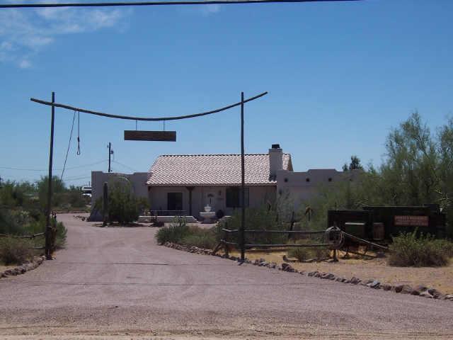 5335 E Pioneer St., Apache Junction, AZ 85119