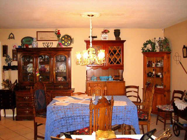 2924 W Anderson Dr., Phoenix, AZ 85053