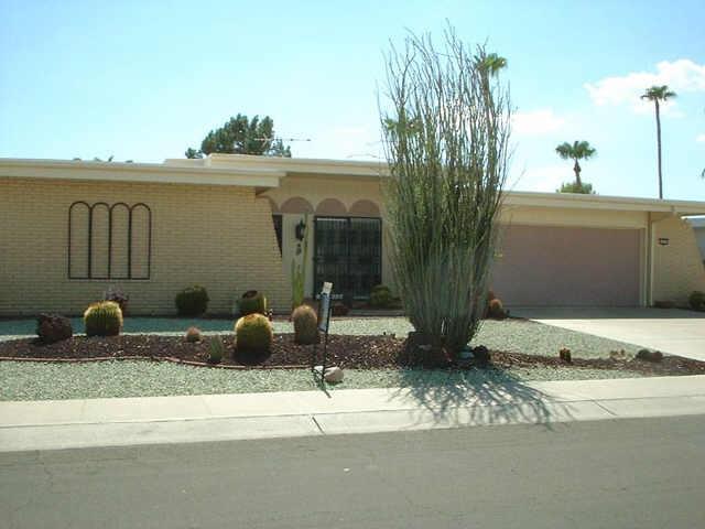 16818 N Meadow Park Dr., Sun City, AZ 85351